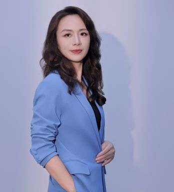 Author - Christy Wong 1