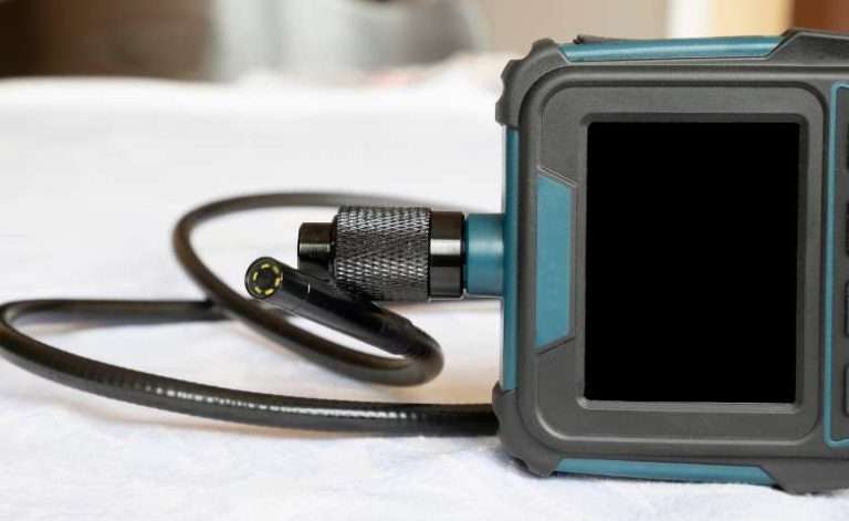 Auto focus camera module 16